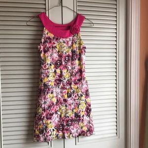 Sleeveless pink kids dress w/yellow, black & white
